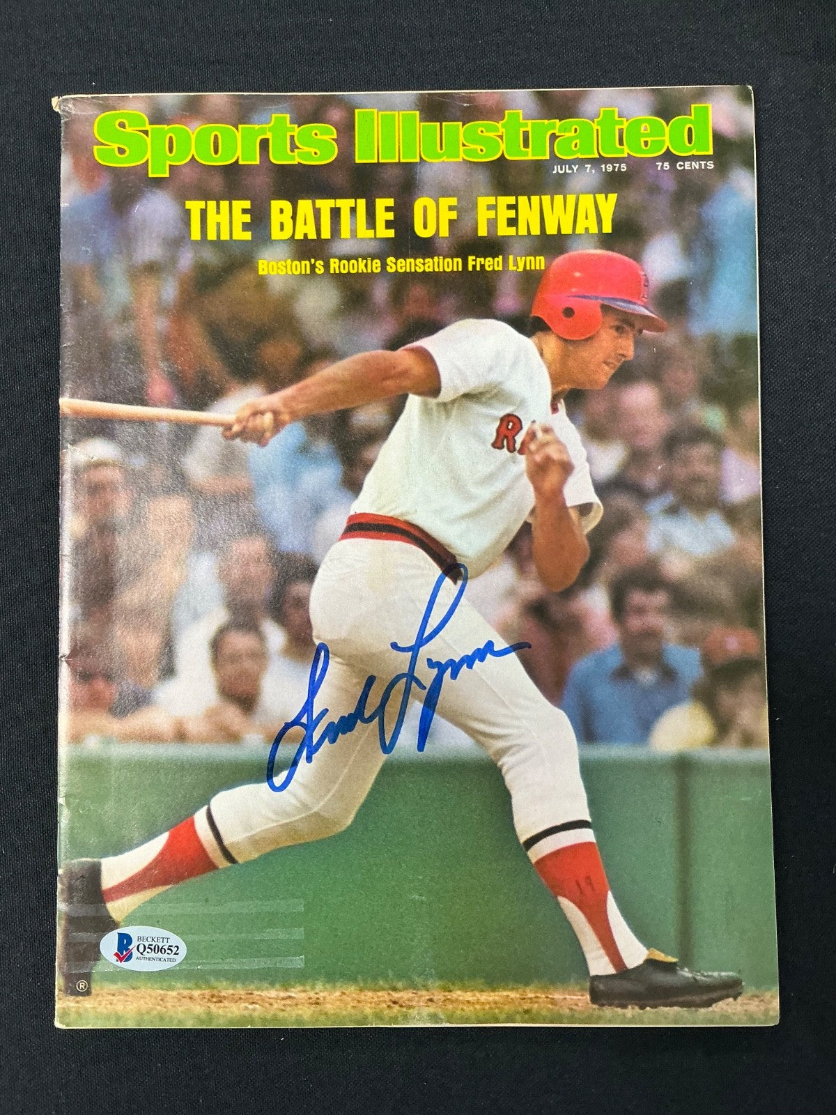Fred Lynn Red Sox Signed Auto 1975 Sports Illustrated Magazine BAS COA 652