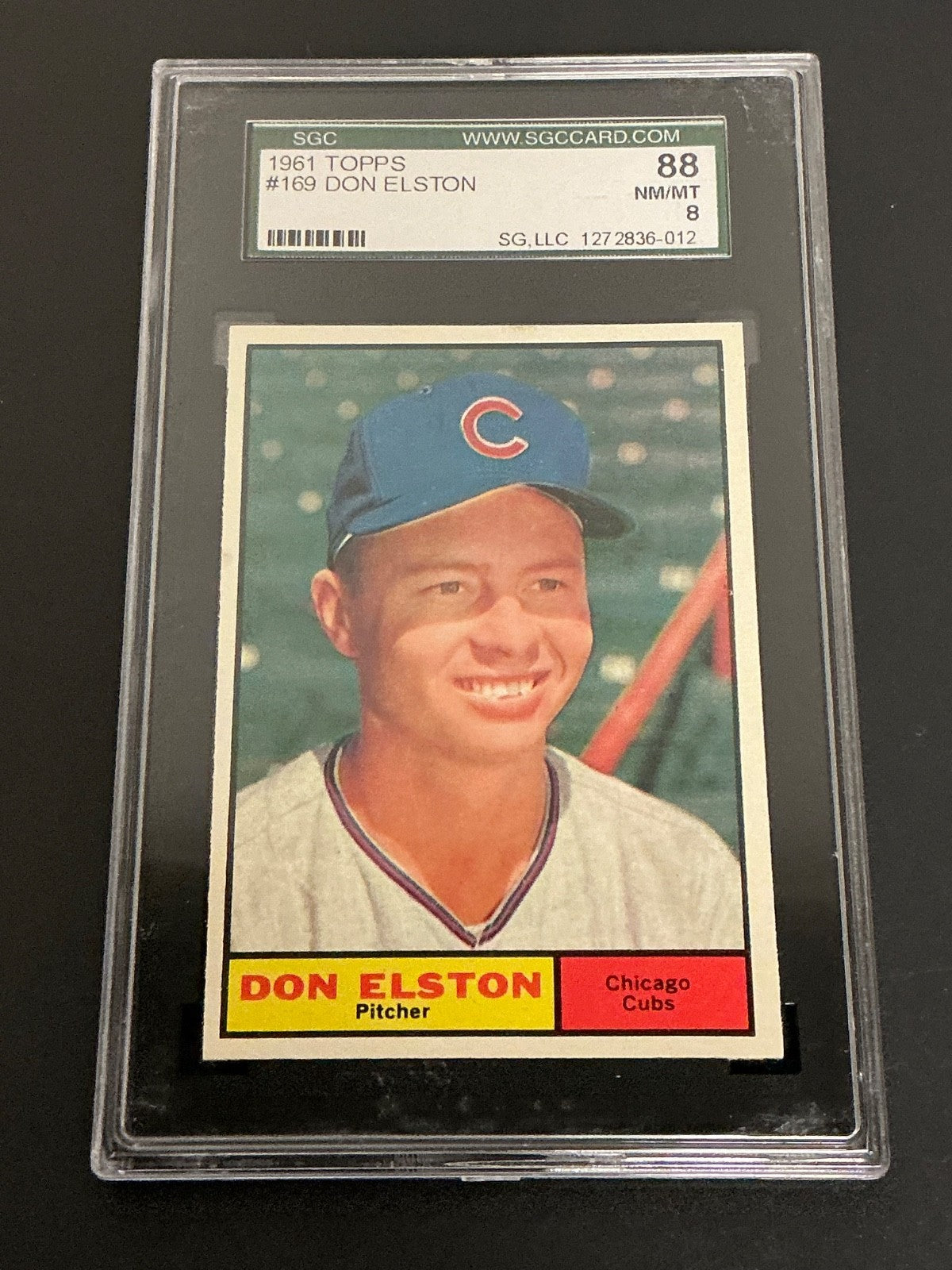 1961 Topps #169 Don Elston Cubs SGC 8 NM/MT 012