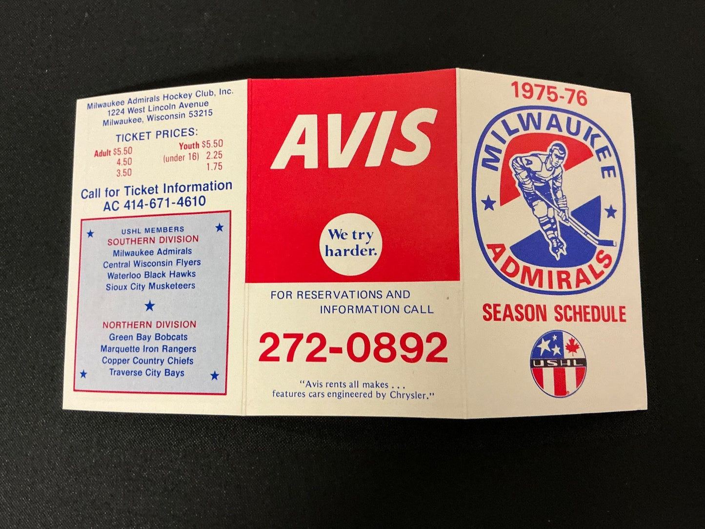 1975-1976 Milwaukee Admirals USHL Hockey Pocket Schedule 