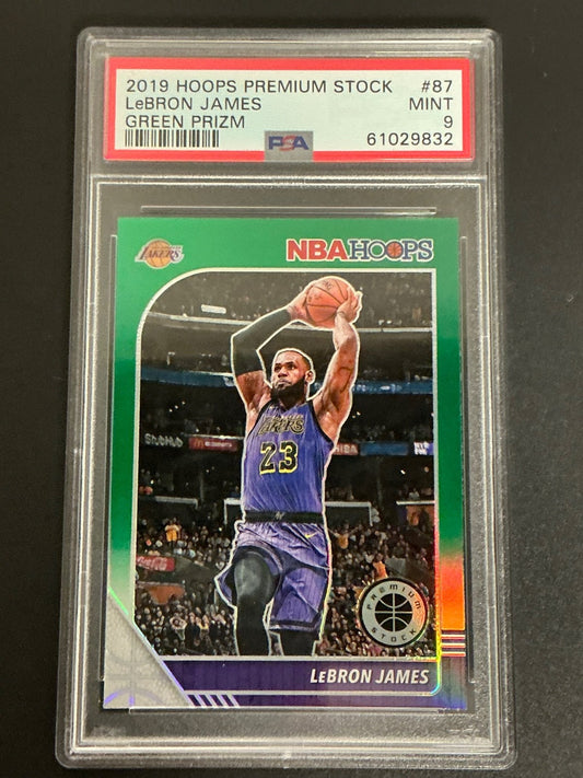 2019 Hoops Premium Stock #87 LeBron James Green Prizm PSA 9 MINT 832
