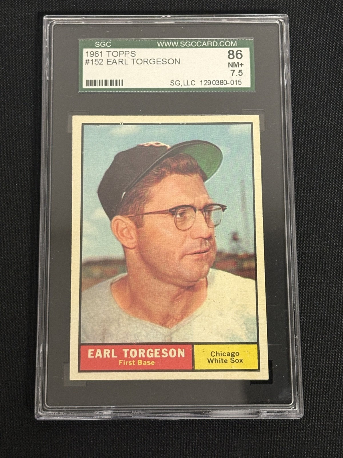 1961 Topps #152 Earl Torgeson White Sox SGC 7.5 NM+ 015