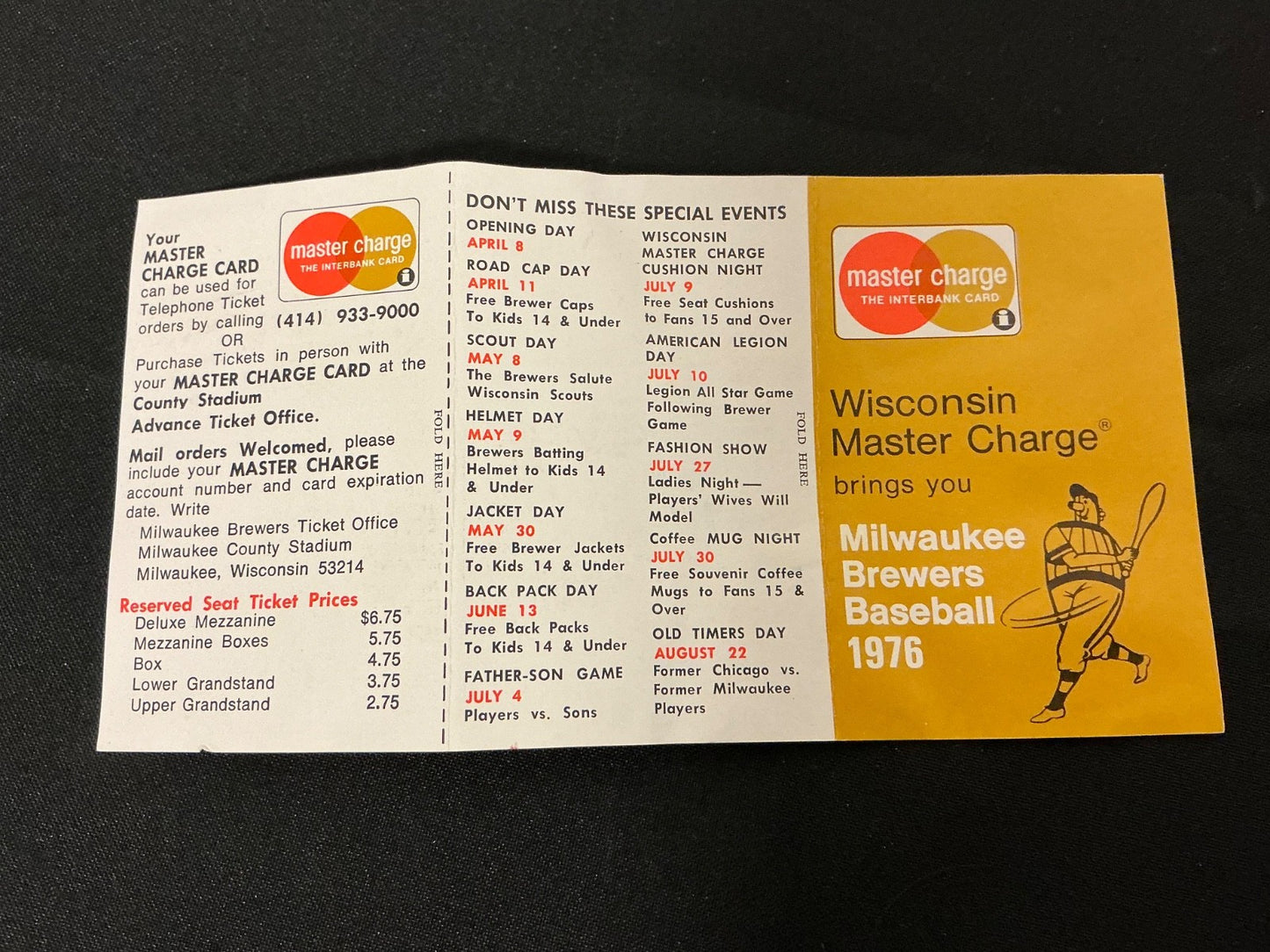 1976 Milwaukee Brewers Baseball Pocket Schedule 